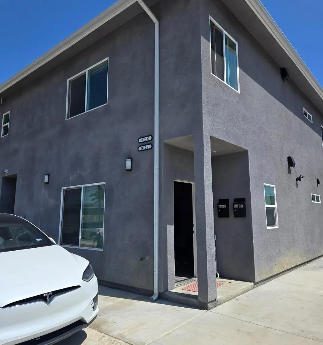 4 bed, 1700 sqft, $4,750 — Photo 1