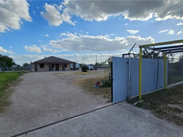 225 Gideon Ave, Donna, TX 78537