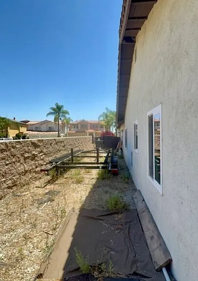 21963 Strawberry Ln — Photo 34
