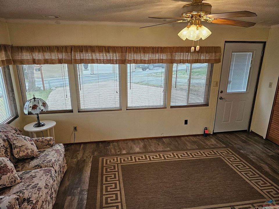 1st image of 26691 Waterfront Dr