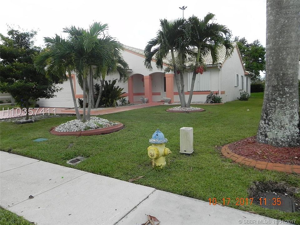 1st image of 18876 NW 1st St