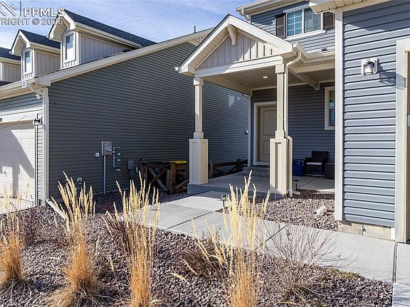 3rd image of 9534 Feathergrass Dr