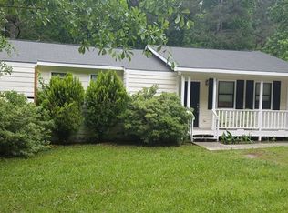 27 Parkway Cir, Villa Rica, GA 30180