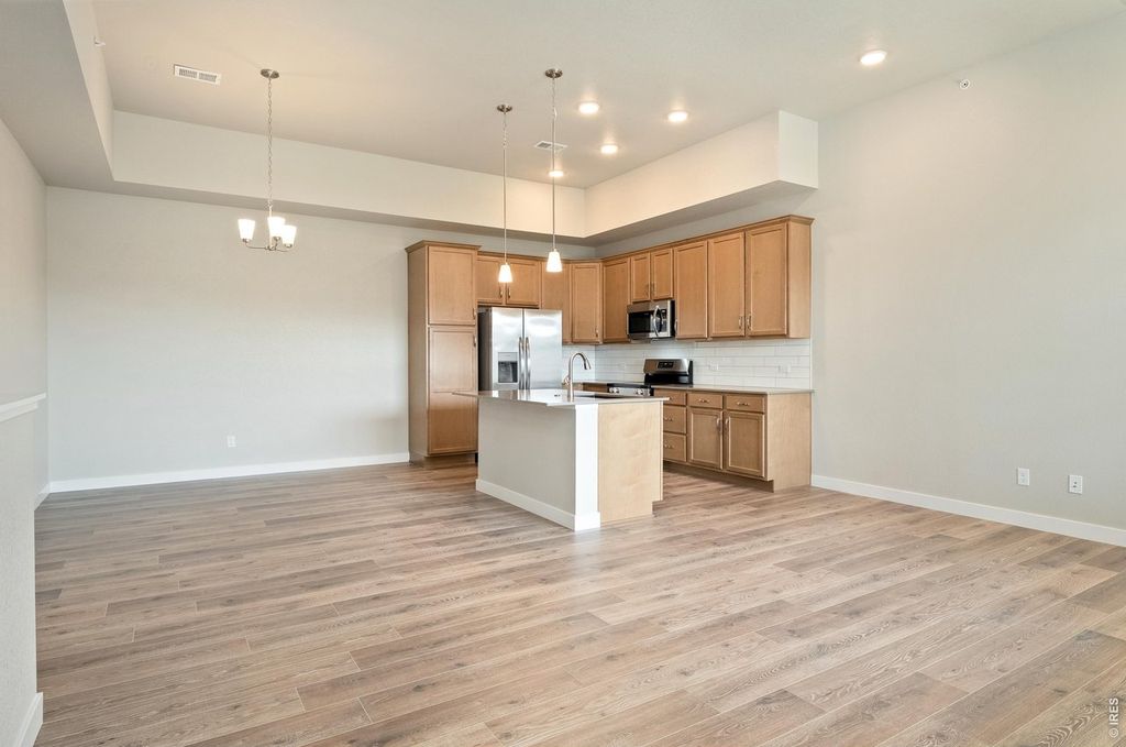 4160 South Park Dr #201