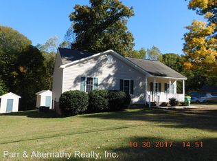 1815 Old Iron Rd, Hopewell, VA 23860
