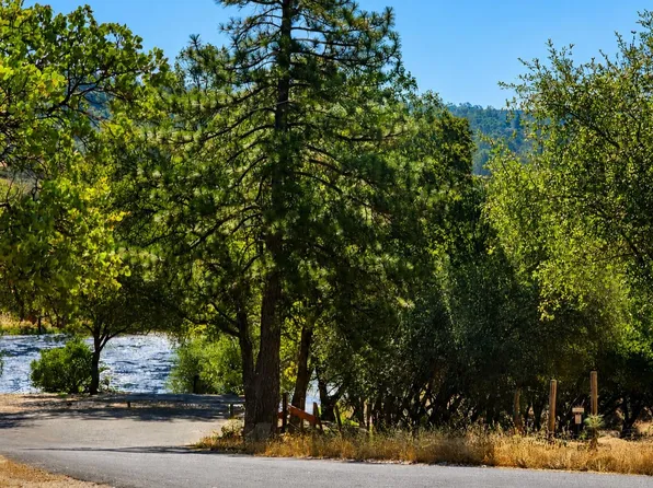 2660 Sleepy Hollow Dr, Shingle Springs, CA 95682