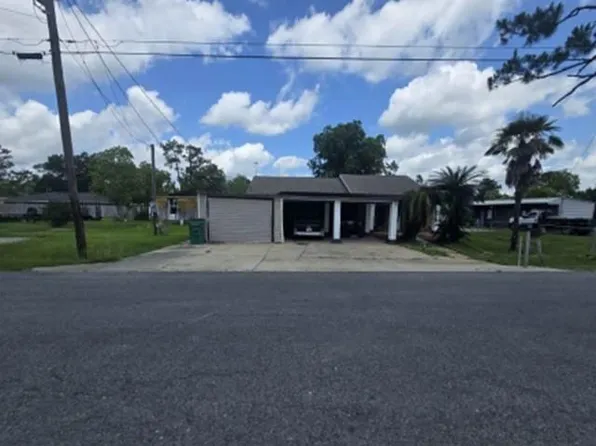 203 Williams St, Raceland, LA 70394