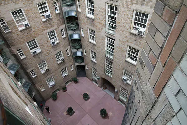 Rented by Owner | media 12