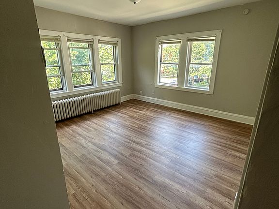 3rd image of 2201 5th Ave S #204