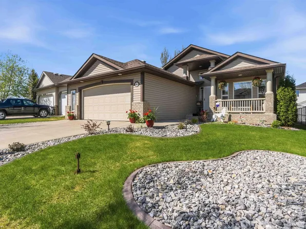 61 Linkside Blvd, Spruce Grove, AB T7X 4A6