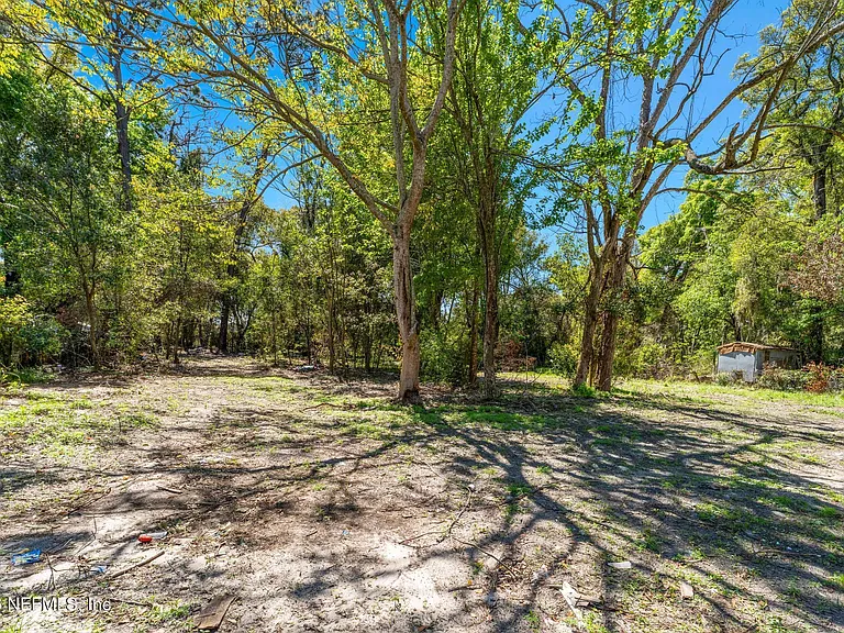3250 Soutel Dr — Photo 17