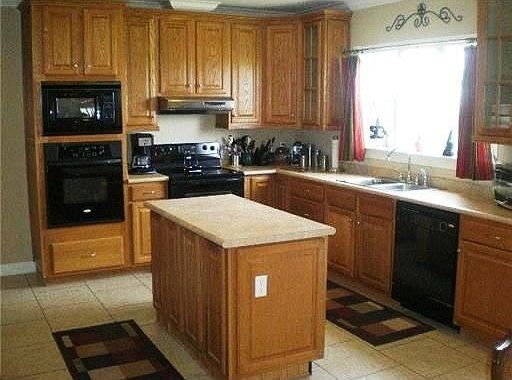 2nd image of 1384 Bridlewood Dr