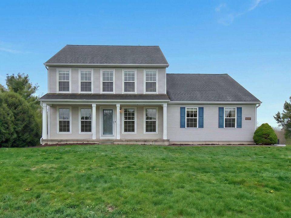 1st image of 11243 Huckleberry Ln