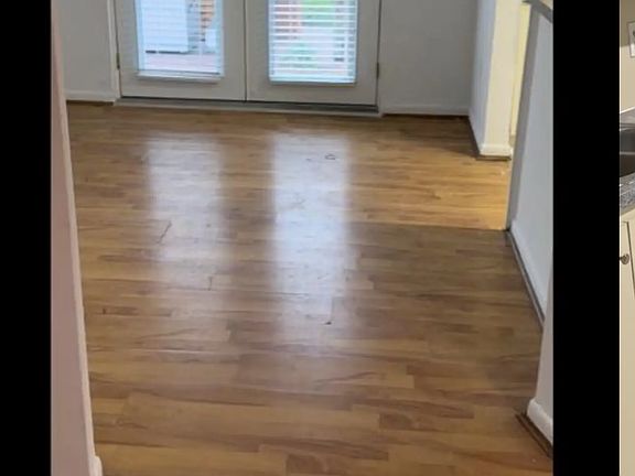 2nd image of 965 SE 1st St