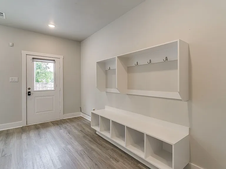3210 Forest Park Blvd — Photo 12