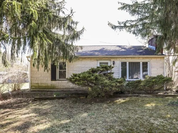 9328 Page Rd, Streetsboro, OH 44241