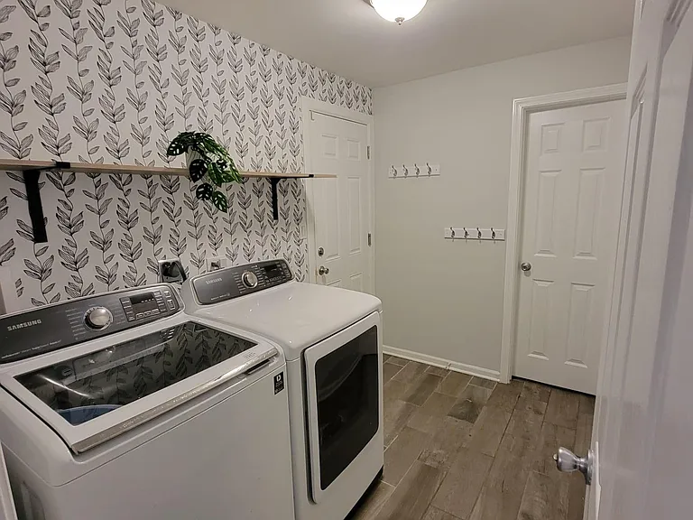 159 E Walnut Ave — Photo 7