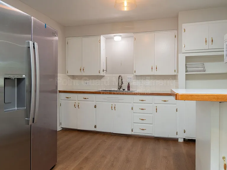 547 N Custer St — Photo 20