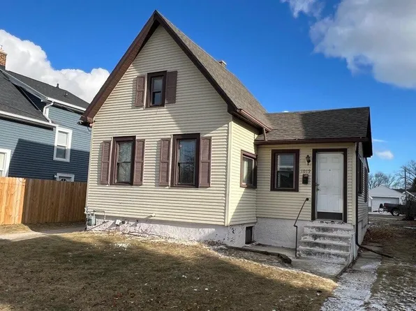 1019 North 21st STREET, Manitowoc, WI 54220