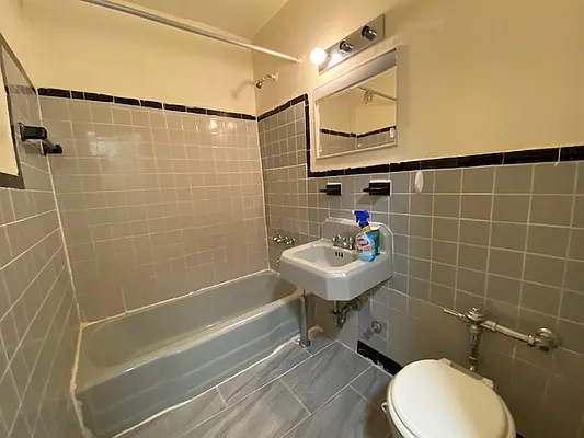 Rented by MySpaceNYC | media 6