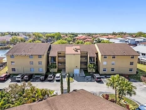 4th image of 15430 SW 82nd Ln APT 625