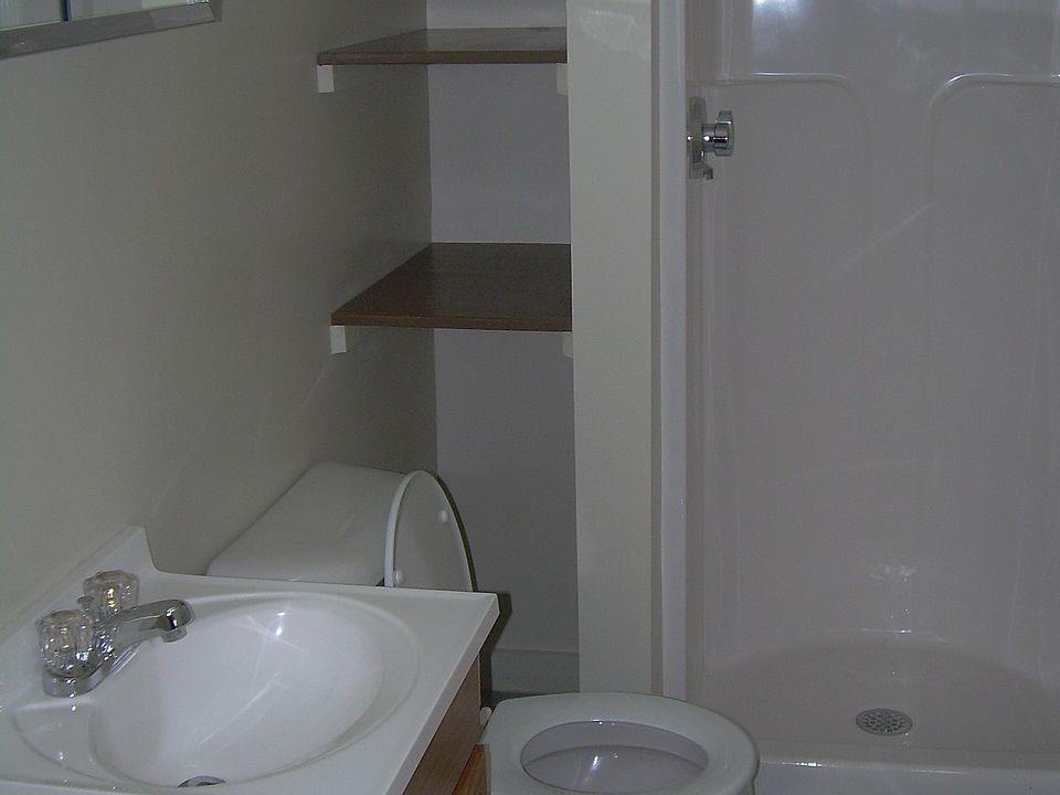 2nd image of 5 Storer St #3