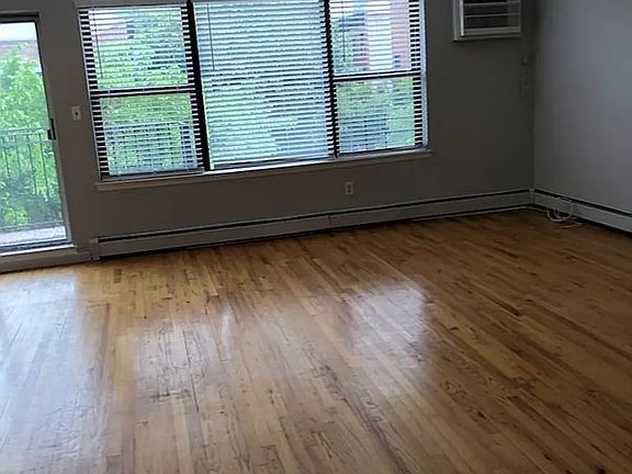 3rd image of 182 Degraw St #3