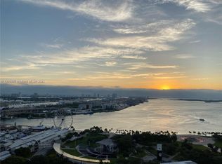 253 NE 2nd St APT 3005, Miami, FL 33132