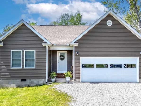 143 Morgan Ave, Olive Hill, KY 41164