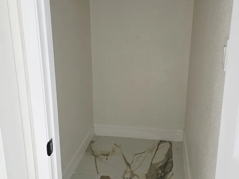 2230 E Ocean Blvd #7 — Photo 23