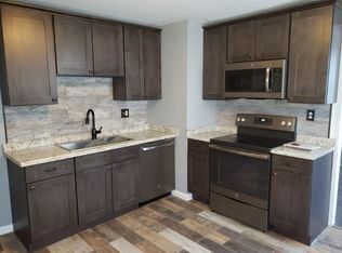 15 Edgewood St, Springfield, MA 01109