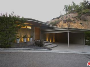 9281 W Flicker Pl, Los Angeles, CA 90069