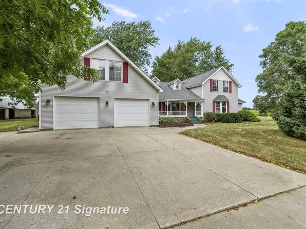 3175 S Meridian Rd, Merrill, MI 48637