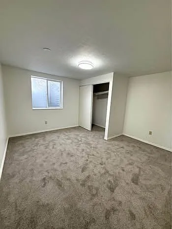 1586 Golden Gate St — Photo 7