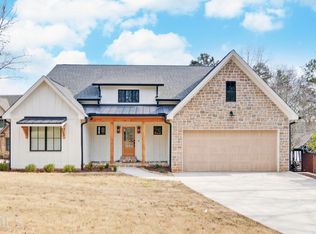 96 Barefoot Bay Rd, Hartwell, GA 30643