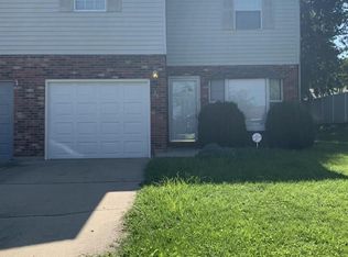 29 Twin Oaks Dr, Shiloh, IL