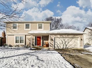 2407 Queen Ann Ct, Columbus, OH 43235