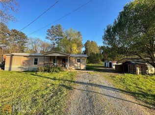 1097 School House Rd NE, Calhoun, GA 30701