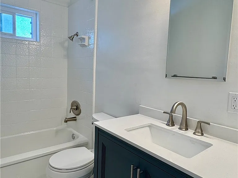 17032 Falda Ave — Photo 15