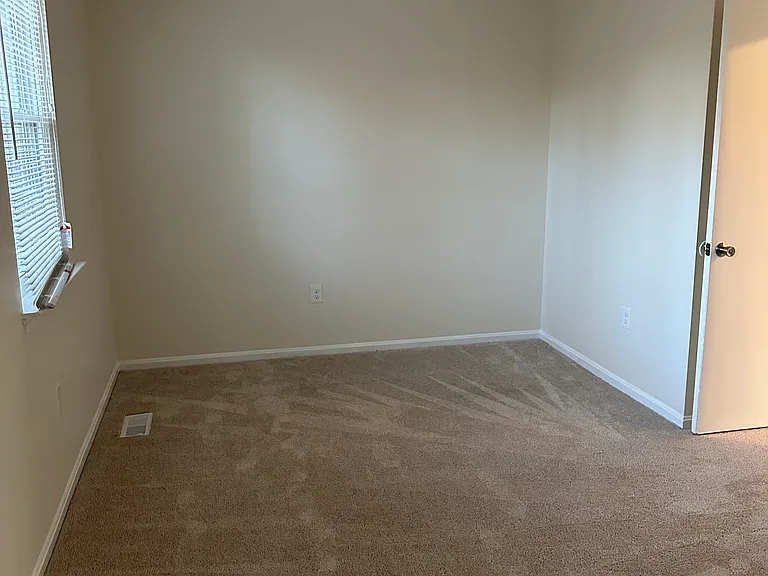 4453 Eagle Ct — Photo 10