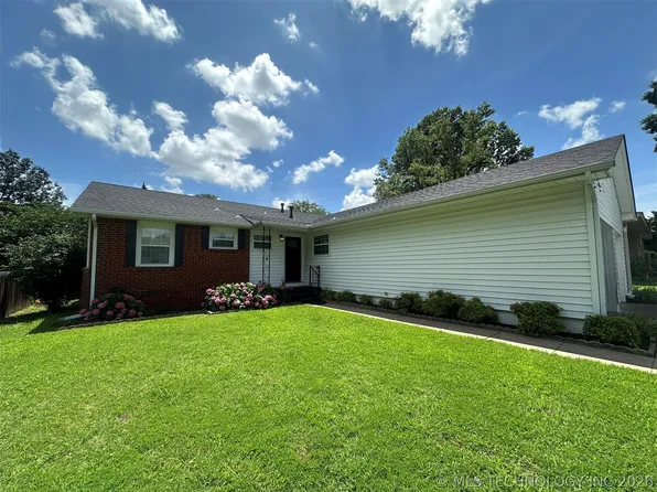 6112 E 21st St, Tulsa, OK 74114