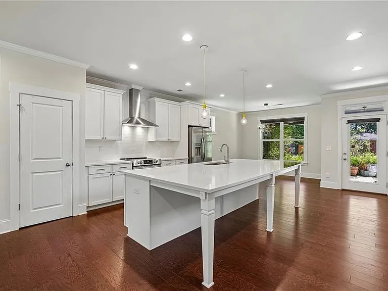 875 Beryl St SW — Photo 7