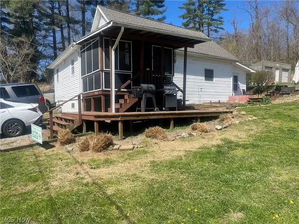 19646 Locust Aly, Guysville, OH 45735