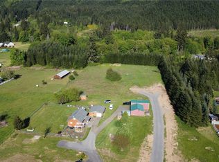 165 Dryad Ln, Castle Rock, WA 98611