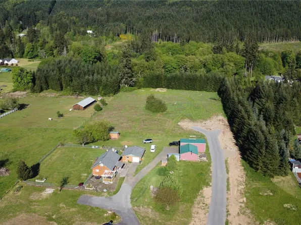 165 Dryad Lane, Castle Rock, WA 98611