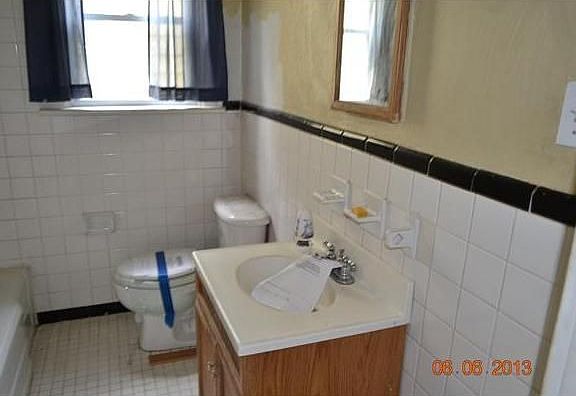 5th image of 1510 Camden Ave