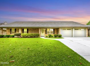 207 N Philo Dr, Lafayette, LA 70506