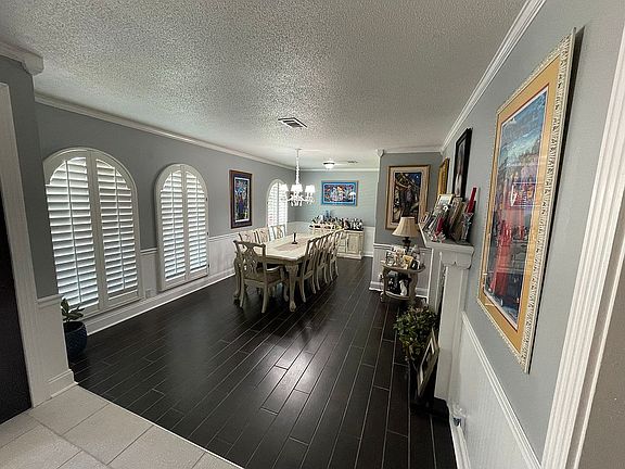 5th image of 532 Brookmeade Dr