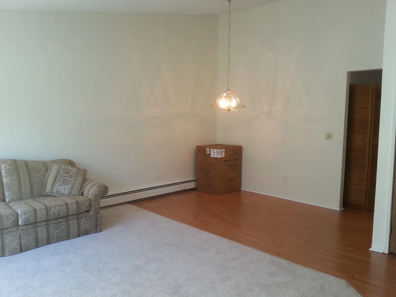 2 bed, 853 sqft, $1,900 — Photo 3