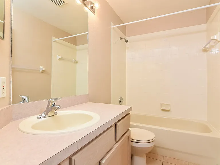 12614 Midpointe Dr — Photo 14